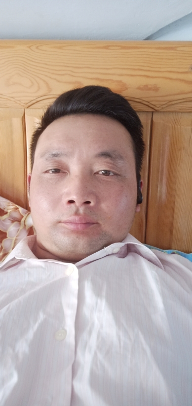 转角的第一张照片--南京蓝颜知己交友网