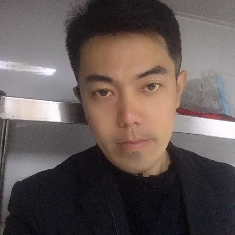 李龙的第二张照片--南京蓝颜知己交友网