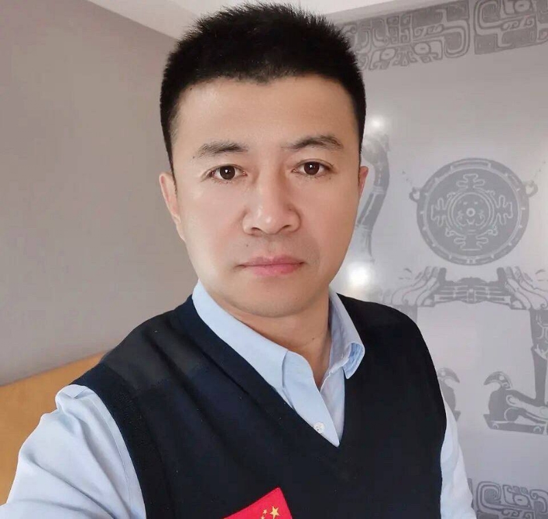 生在红旗下的第二张照片--南京蓝颜知己交友网